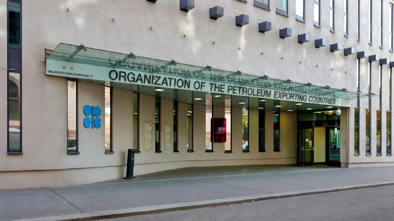 OPEC+ на выходных сохранит квоты на ноябрь