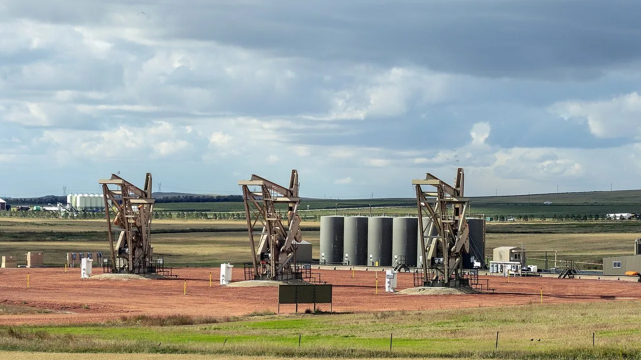 Эксперты ждут роста цен на нефть из-за новых санкций США